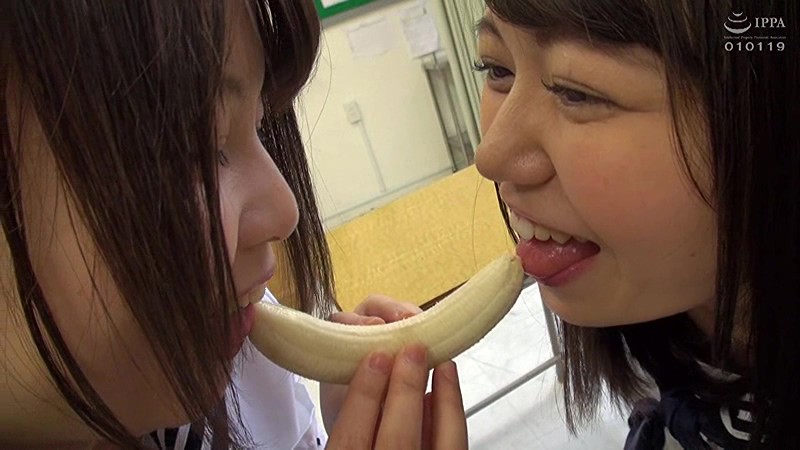 某県女子校内で撮影 イタズラ!?微レズ!?同級生をかる〜いノリでイジメたりじゃれ合ったり!悪ふざけエロ!無邪気にやっているけどヤラれた方は冗談じゃ無いよね!!?2+いたずら作品集合計260分!