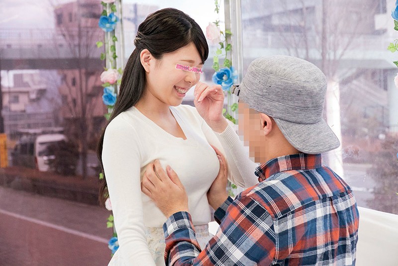 ザ・マジックミラー 顔出し!巨乳女子大生限定 徹底調査!男女の友達同士で初めての‘密着おっぱぶ体験’!リアル素人大学生が日本一エロ〜い車の中で2人っきり 大きなおっぱいを揉んで吸われて興奮してしまった男女はそのままSEXしてしまうのか!? in池袋